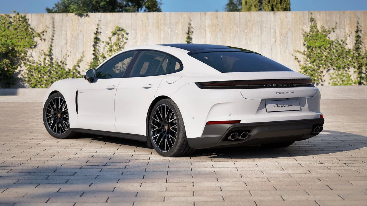 2026 Porsche Panamera 4 (976), 3/14