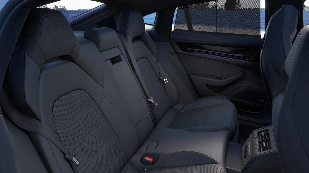 2026 Porsche Panamera 4 (976), 13/14