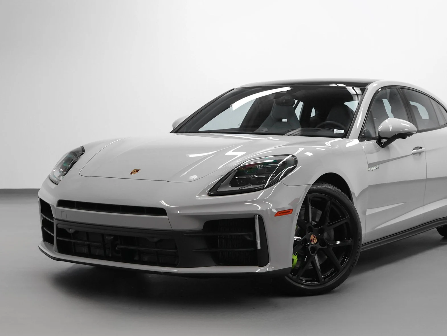 2026 Porsche Panamera 4 (976), 6/30
