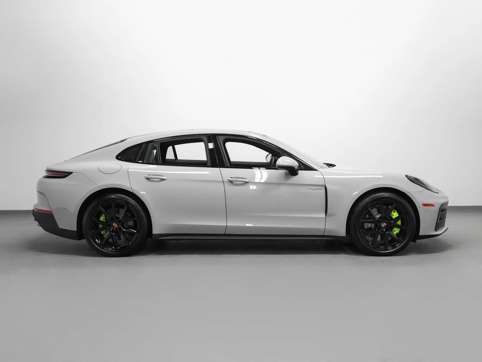 2026 Porsche Panamera 4 (976), 12/30