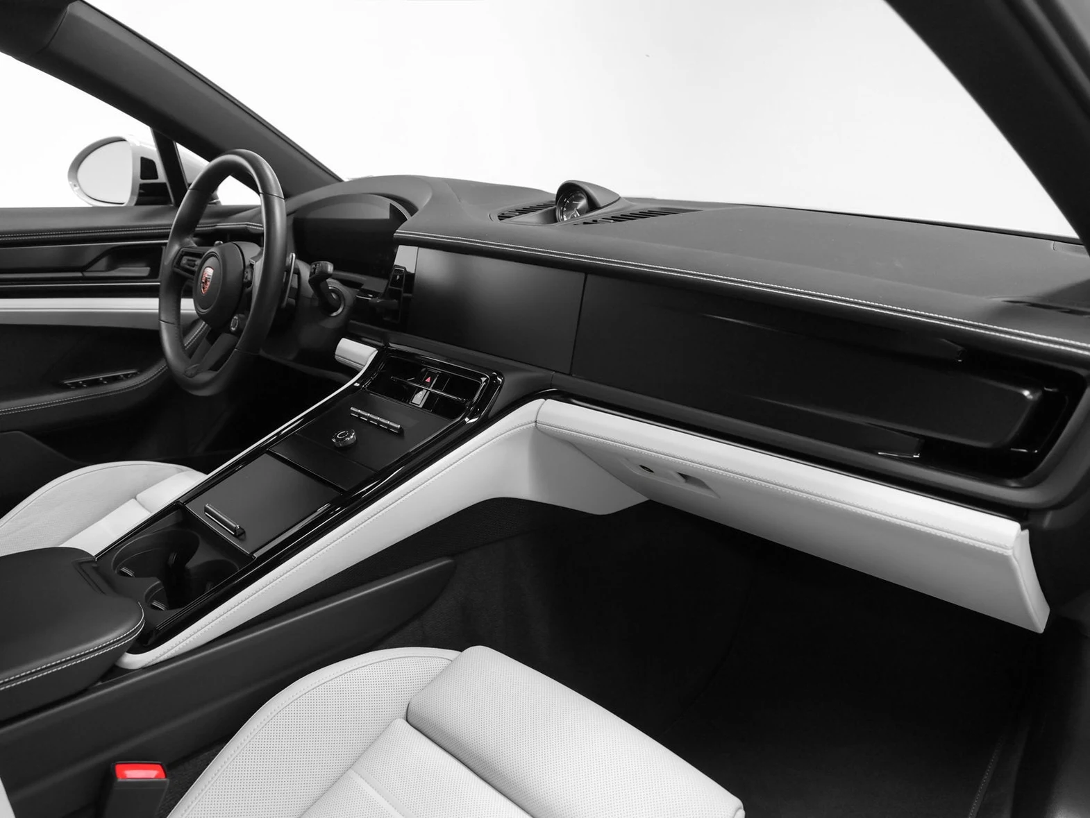 2026 Porsche Panamera 4 (976), 24/30