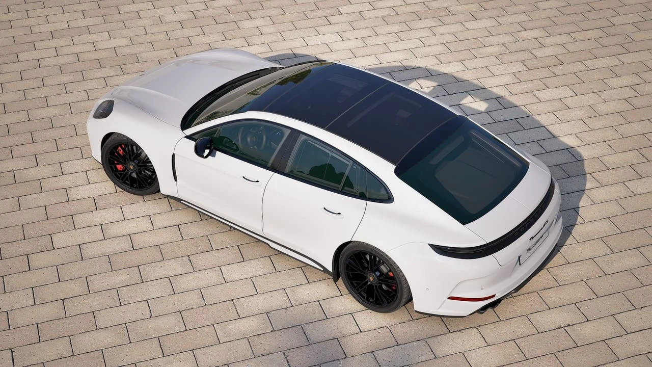 2027 Porsche Panamera GTS (976), 4/14