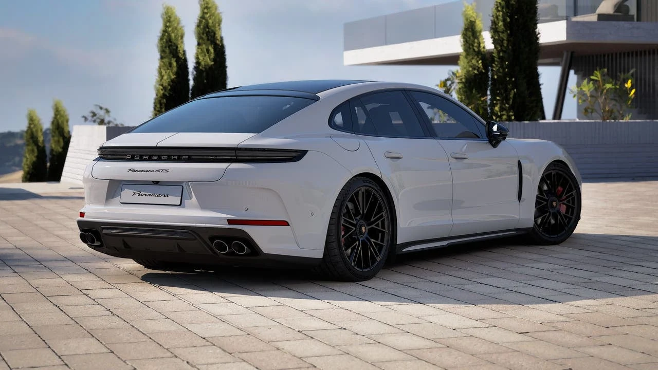 2027 Porsche Panamera GTS (976), 9/14