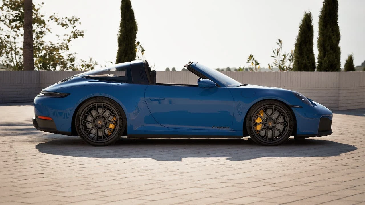 2026 Porsche 911 Targa 4 GTS (992.2), 6/14