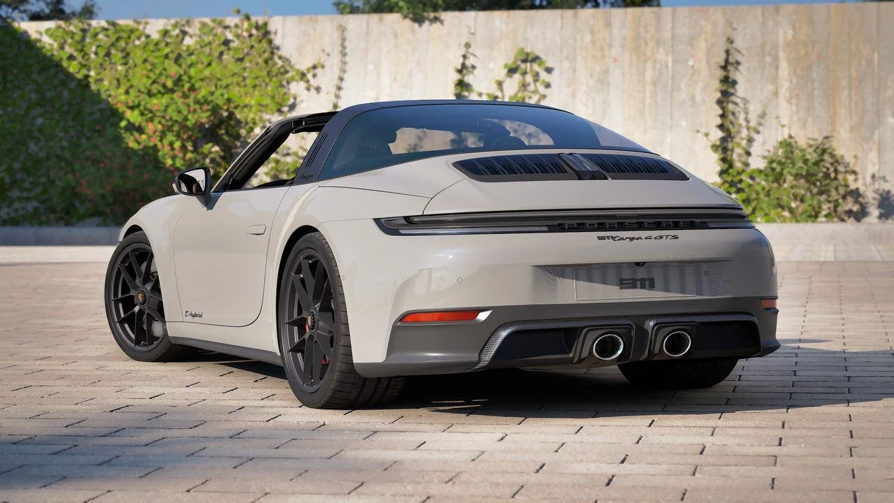 2026 Porsche 911 Targa 4 GTS (992.2), 3/14