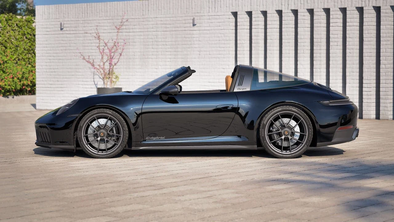 2026 Porsche 911 Targa 4 GTS (992.2), 2/14