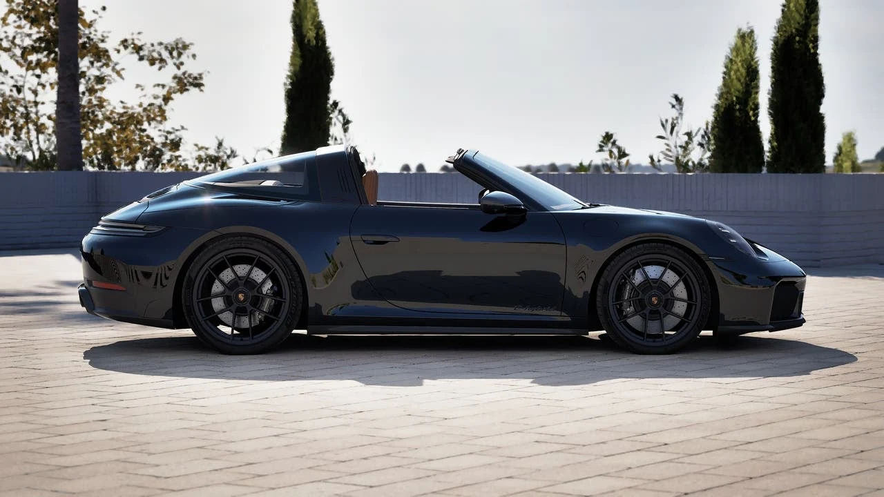 2026 Porsche 911 Targa 4 GTS (992.2), 6/14