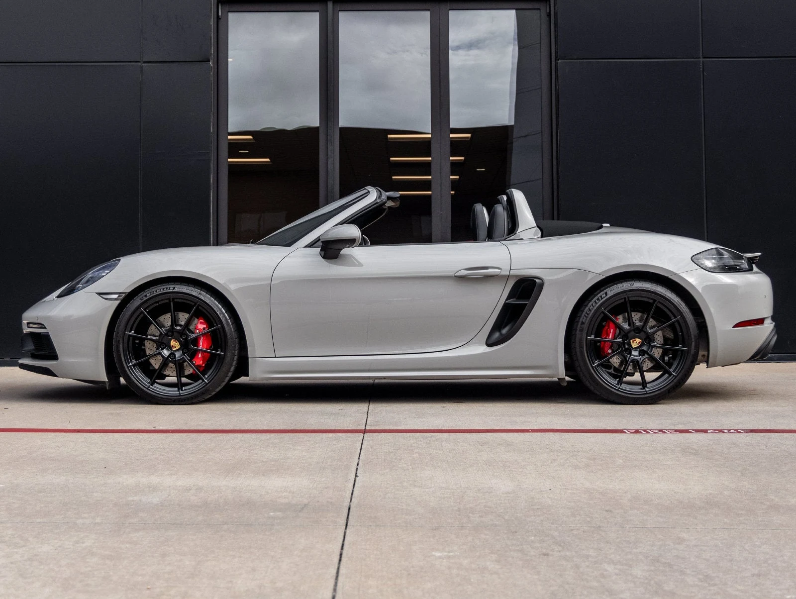2023 Porsche 718 Boxster GTS 4.0, 2/30