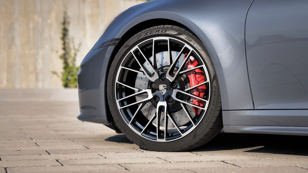 2027 Porsche 911 Carrera 4S Cabriolet (992.2), 10/14