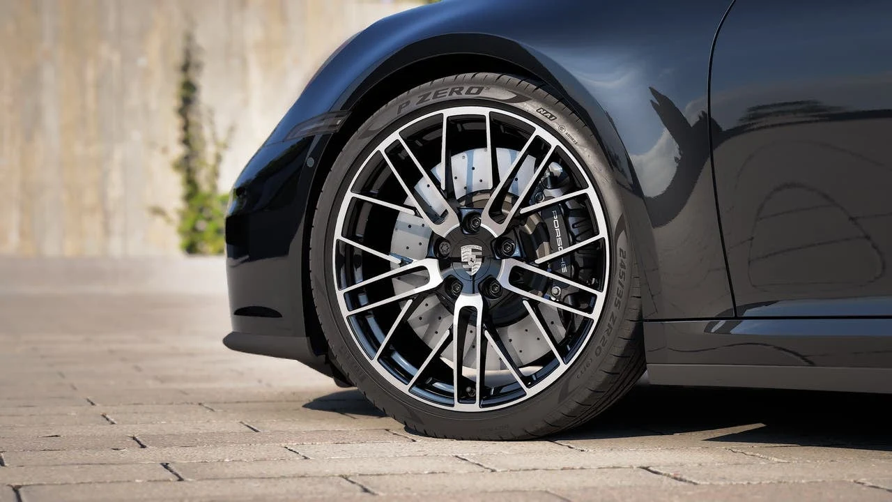 2027 Porsche 911 (992.2) Carrera S Cabriolet, 10/14