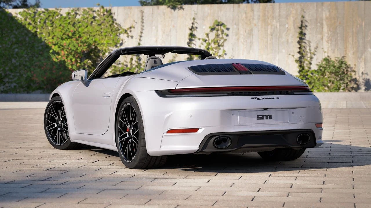 2027 Porsche 911 (992.2) Carrera S Cabriolet, 3/14