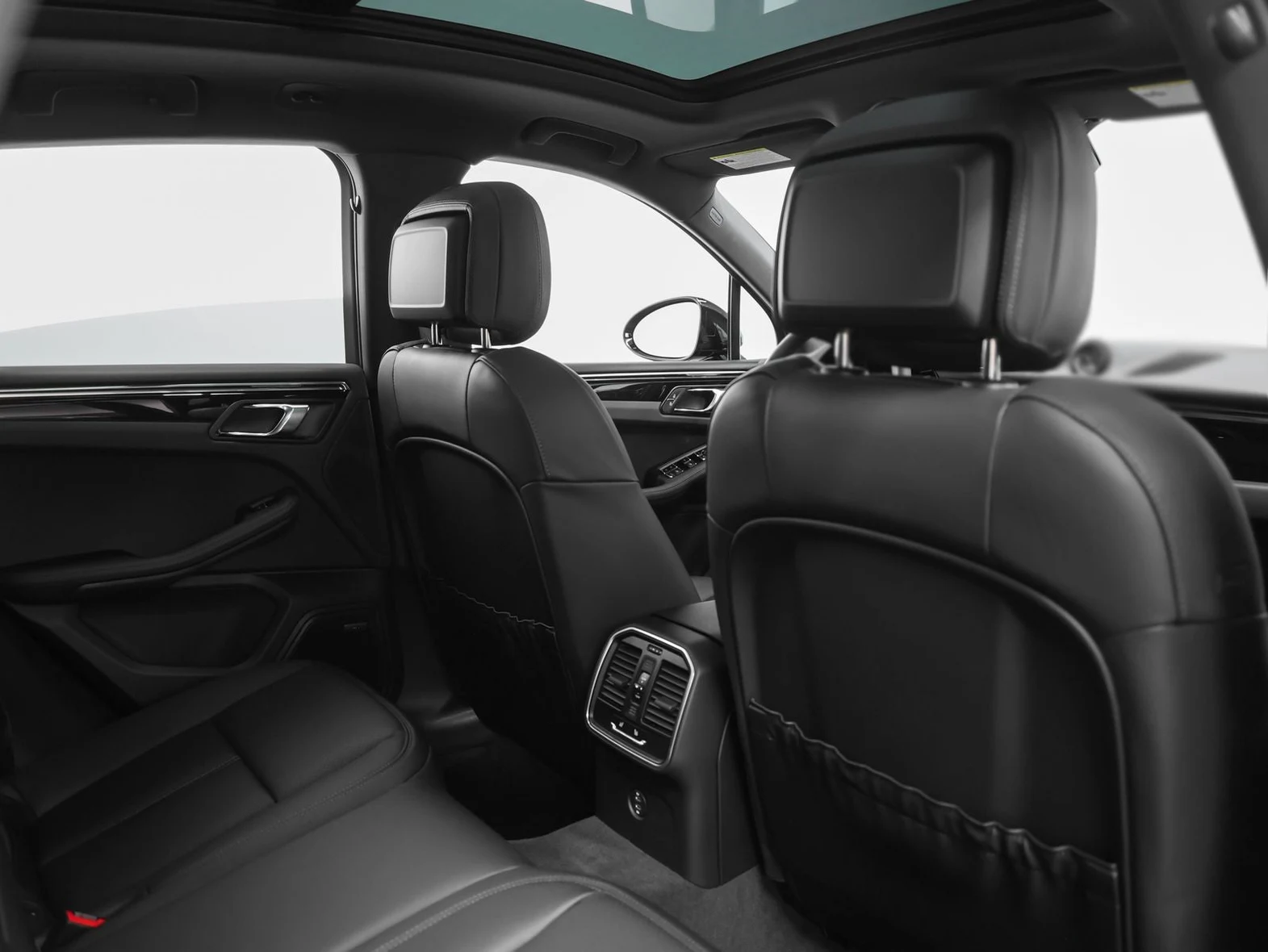 2026 Porsche Macan (95B), 21/30