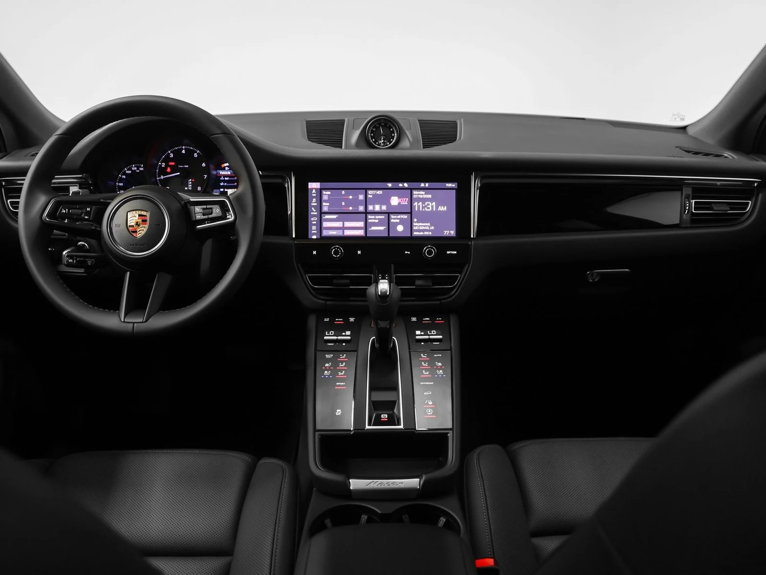2026 Porsche Macan (95B), 24/30