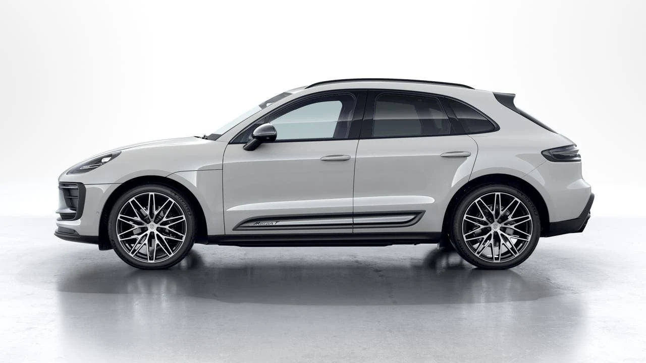 2026 Porsche Macan T (95B), 2/10