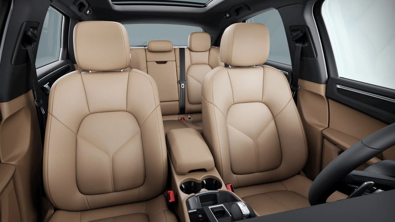 2026 Porsche Macan (95B), 10/10