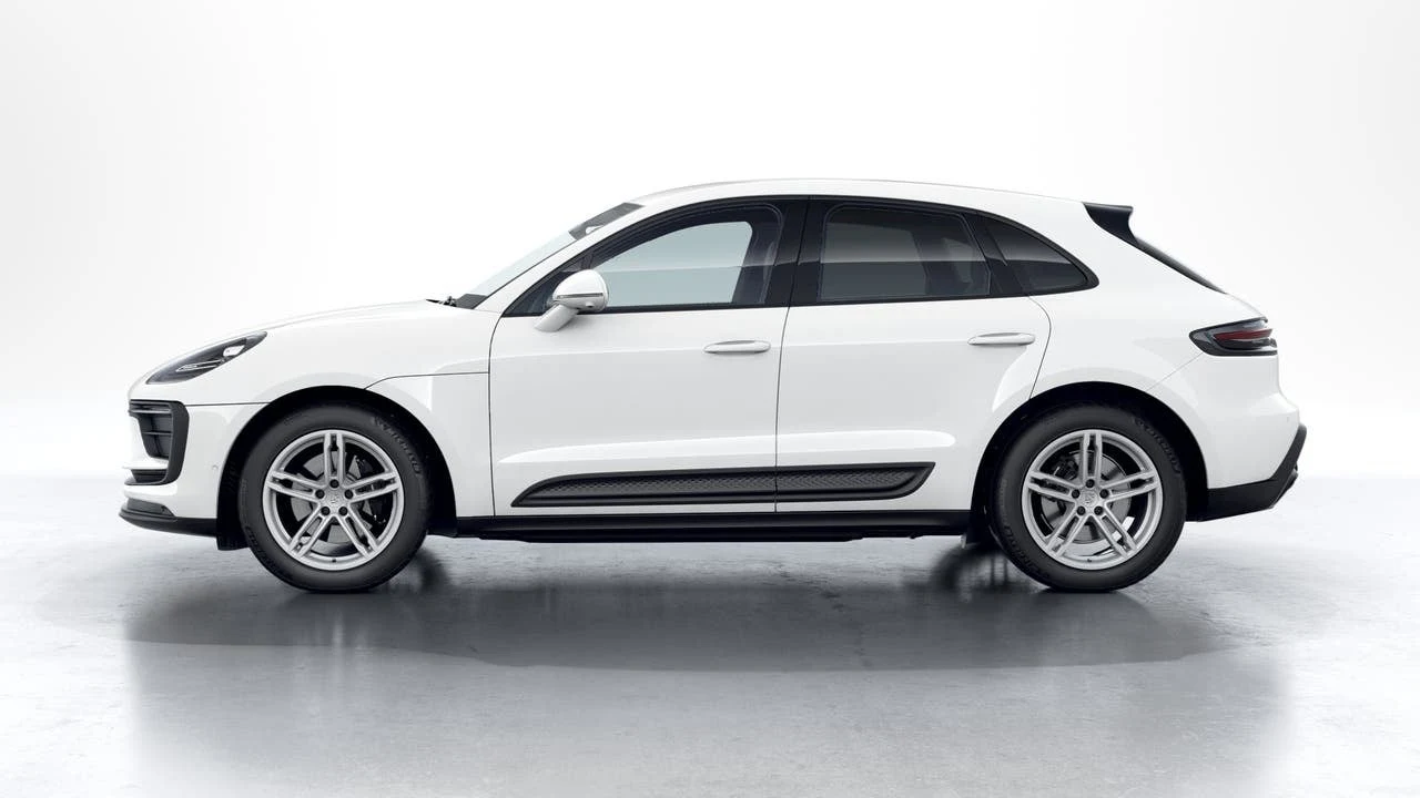 2026 Porsche Macan (95B), 2/10