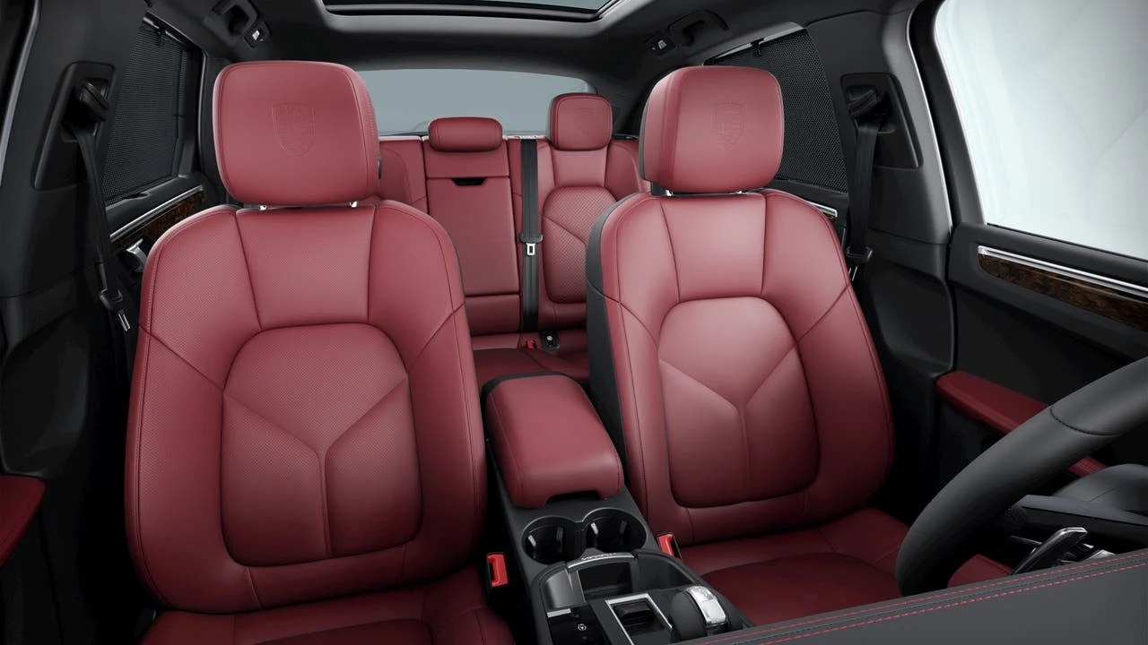 2026 Porsche Macan (95B), 10/10