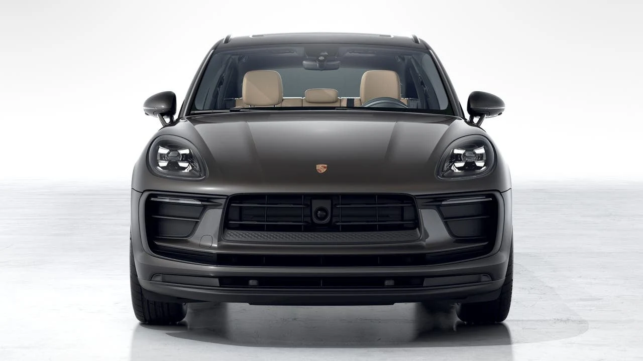 2026 Porsche Macan (95B), 8/10