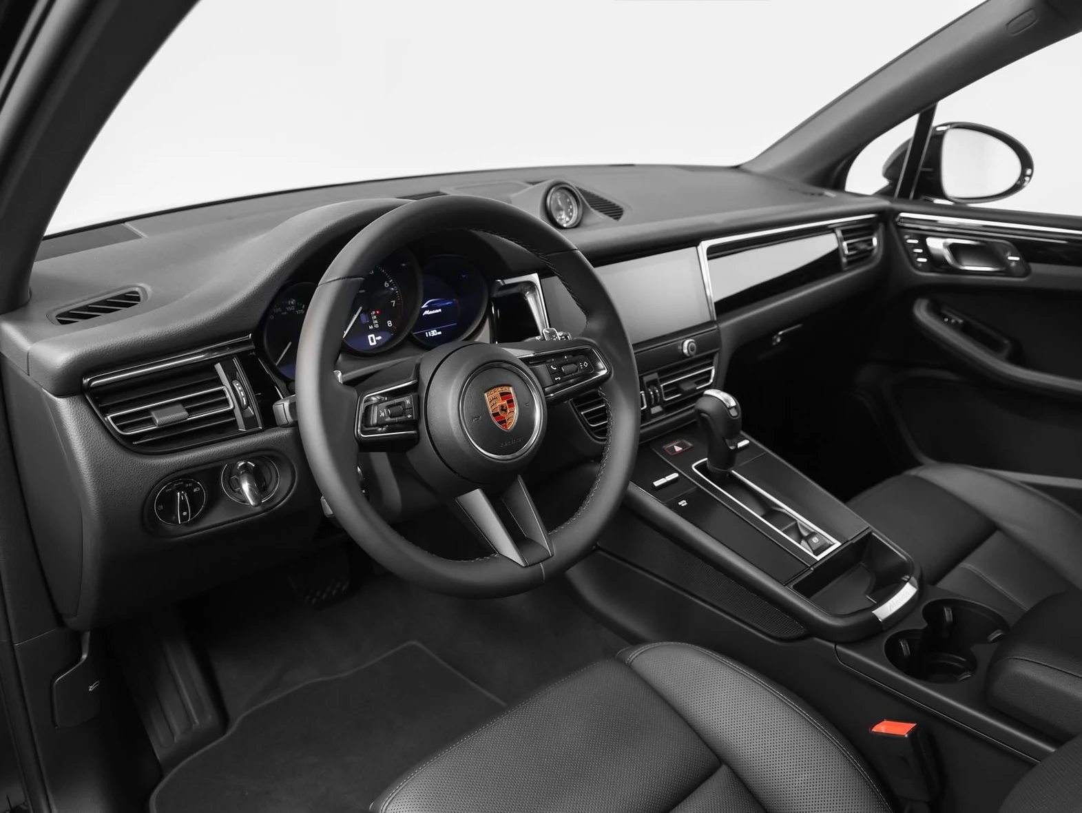 2026 Porsche Macan (95B), 4/30