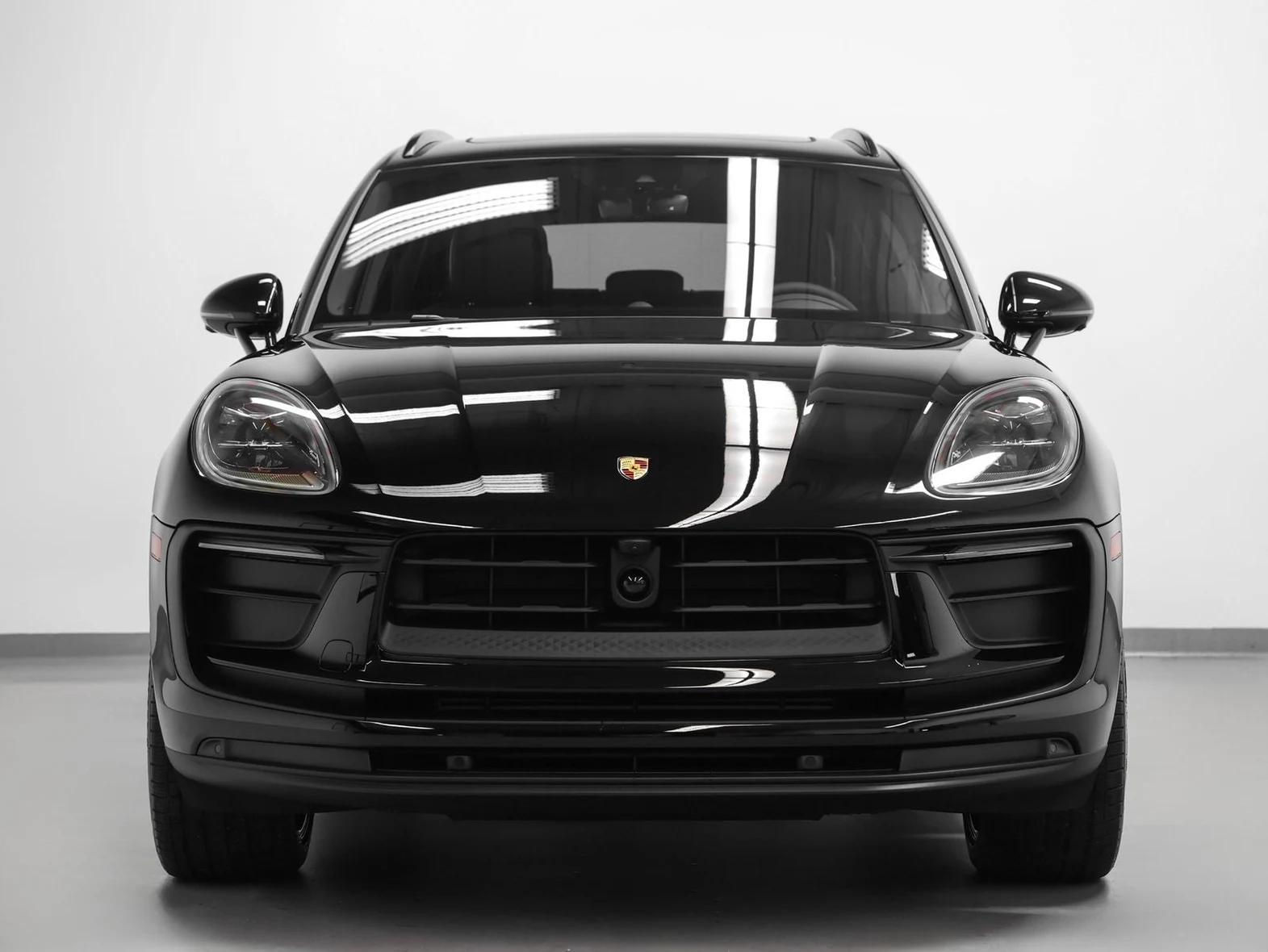 2026 Porsche Macan (95B), 7/30