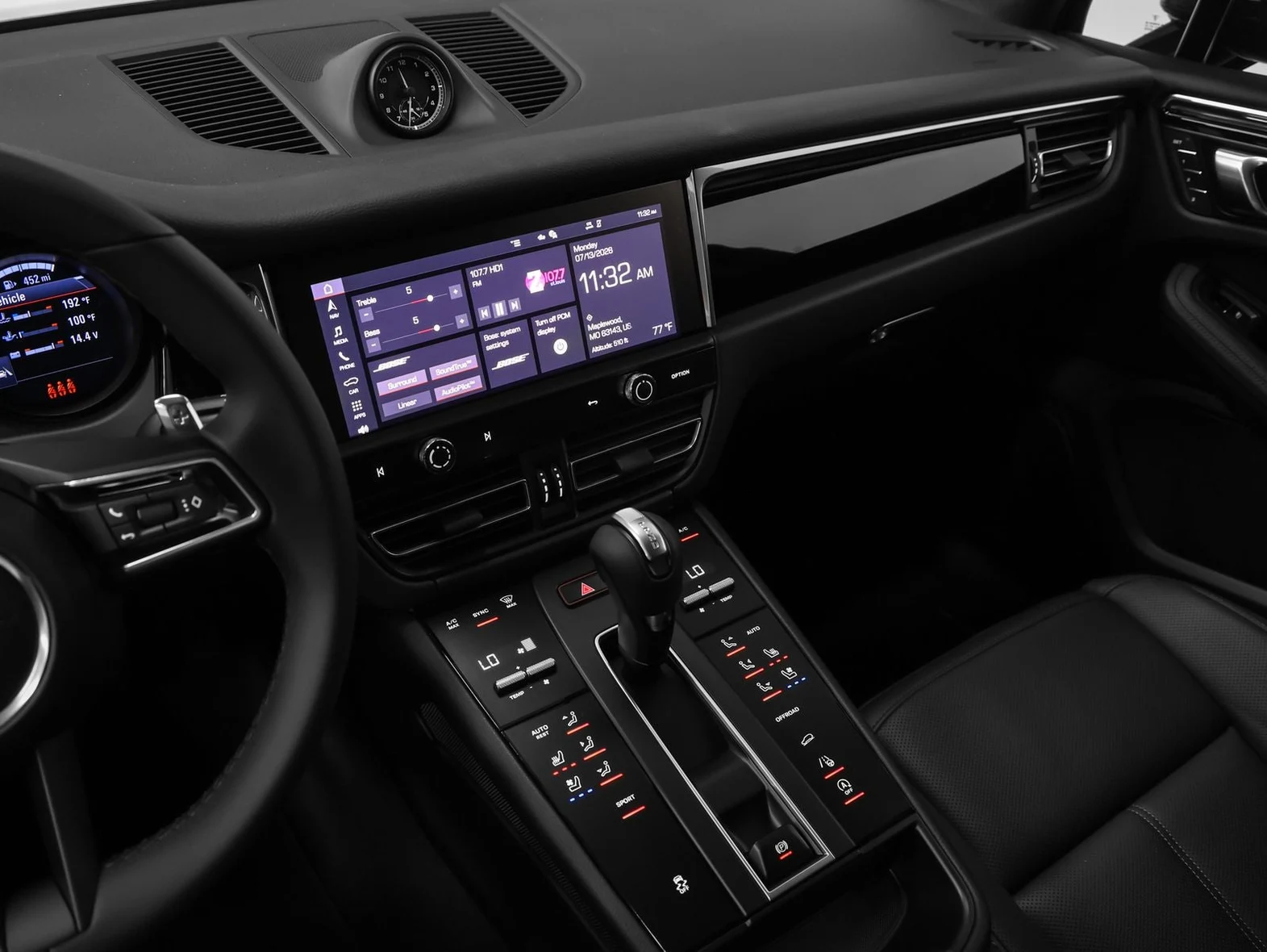 2026 Porsche Macan (95B), 30/30