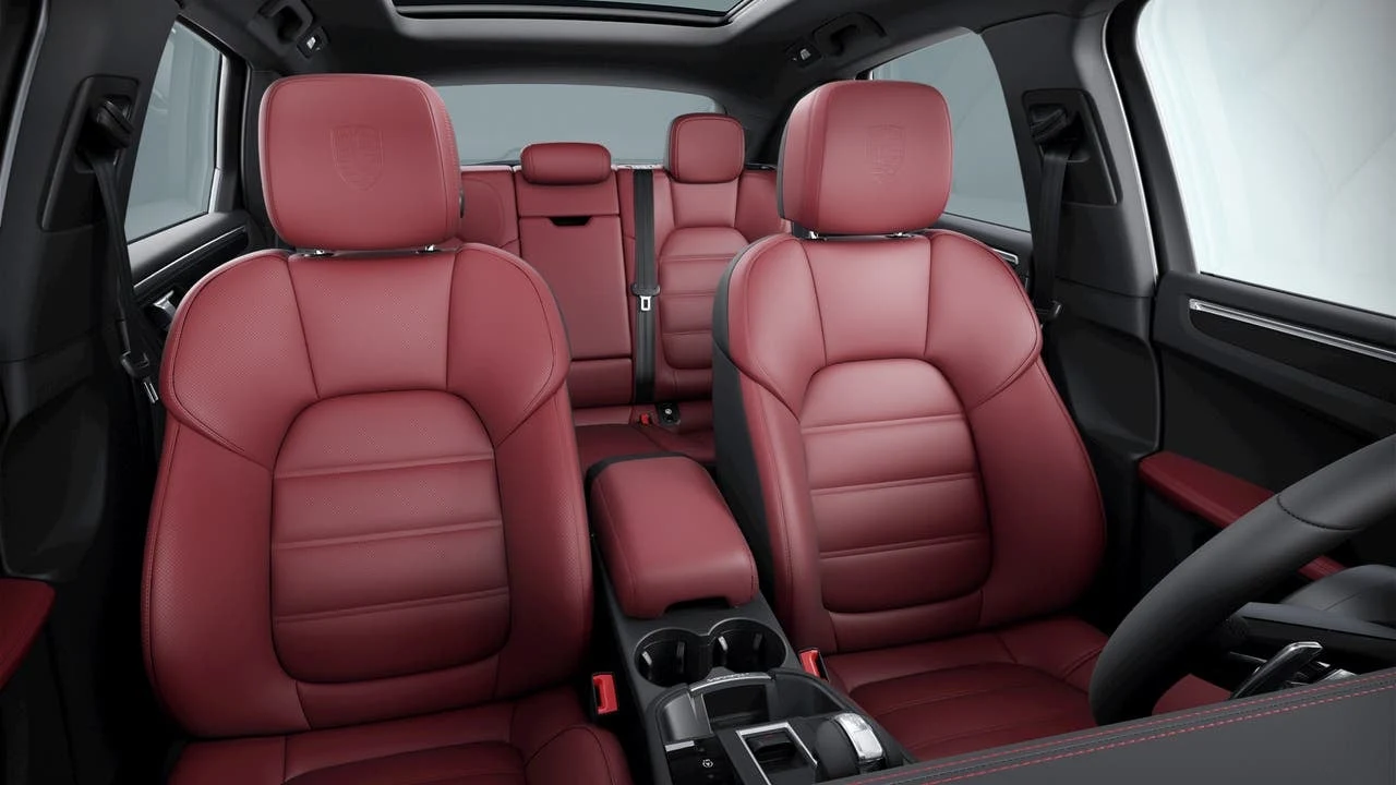 2026 Porsche Macan (95B), 10/10