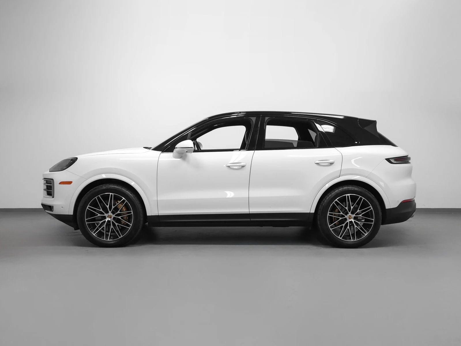 2024 Porsche Cayenne (3rd Generation), 2/30