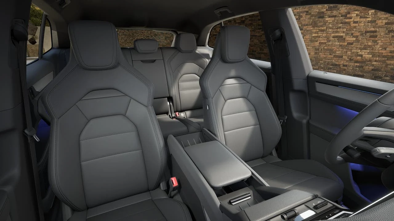 2026 Porsche Cayenne Electric (E4), 12/14
