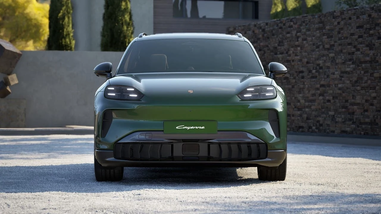 2026 Porsche Cayenne Electric (E4), 8/14