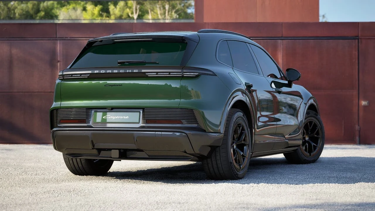 2026 Porsche Cayenne Electric (E4), 9/14