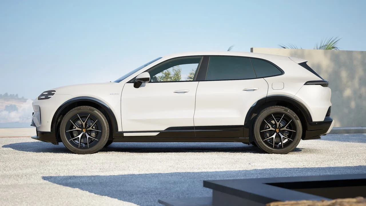2026 Porsche Cayenne Electric (E4), 2/14