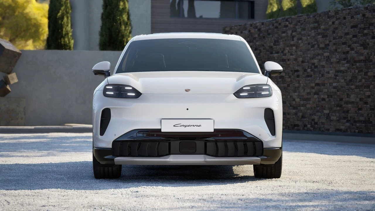 2026 Porsche Cayenne Electric (E4), 8/14