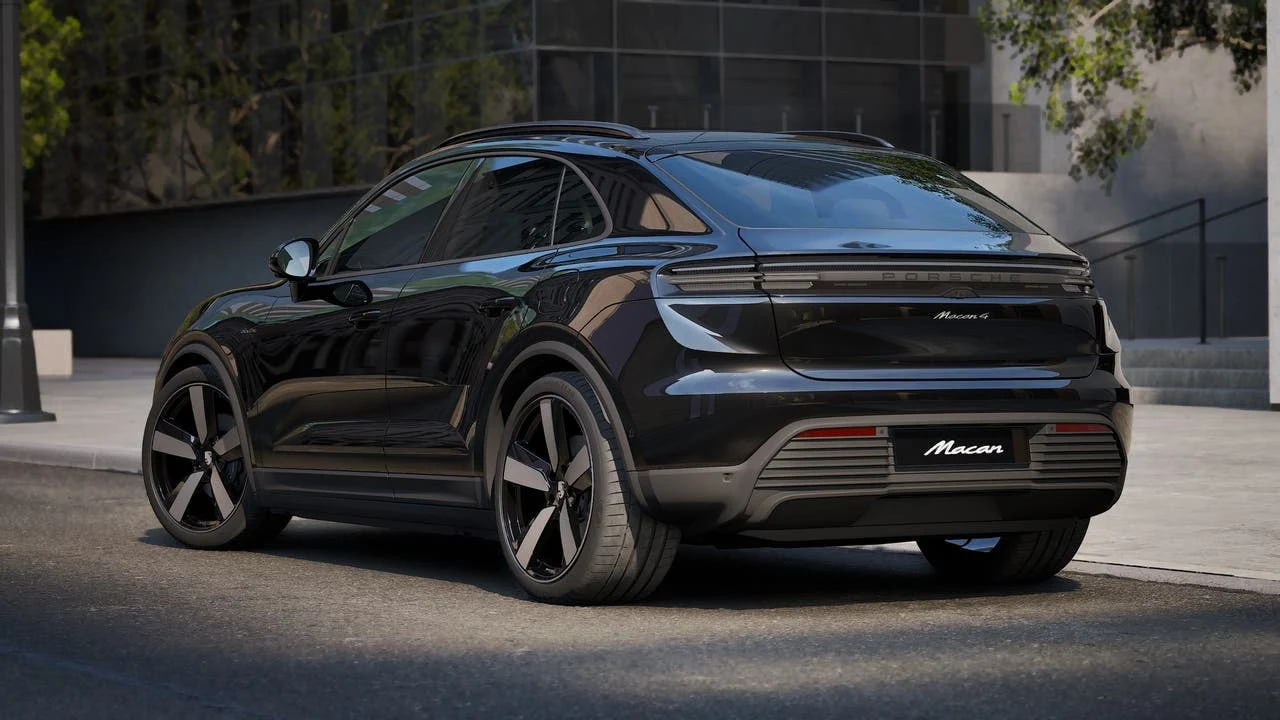 2026 Porsche Macan 4 Electric (XAB), 3/14