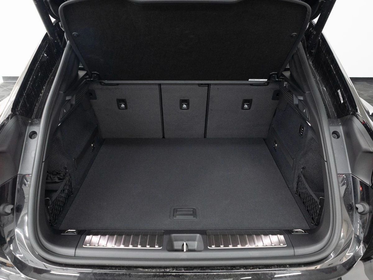 2026 Porsche Macan 4 Electric (XAB), 26/29