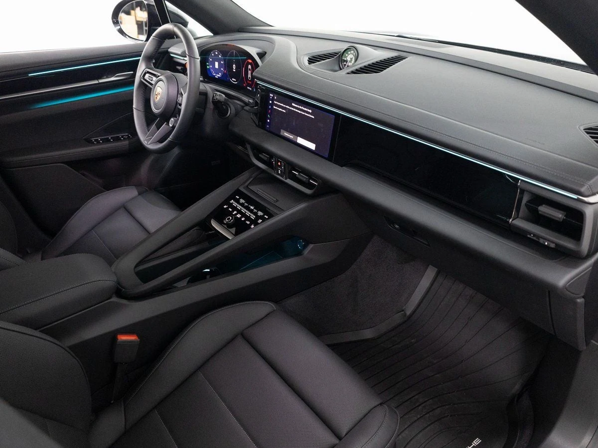 2026 Porsche Macan 4 Electric (XAB), 27/29