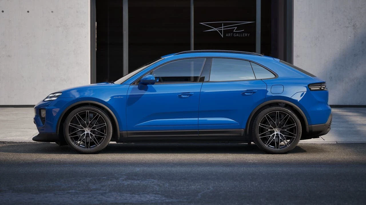 2026 Porsche Macan 4 Electric (XAB), 2/14