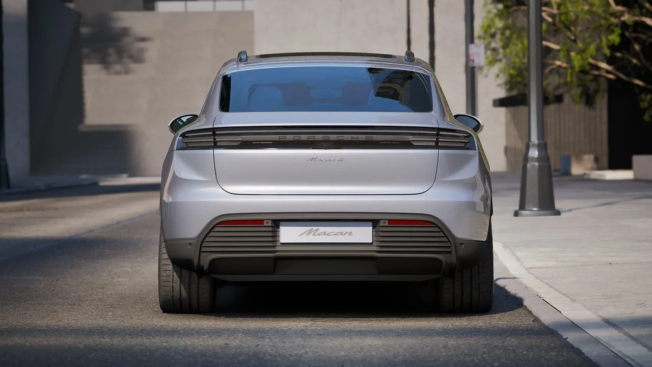 2026 Porsche Macan 4 Electric (XAB), 7/14