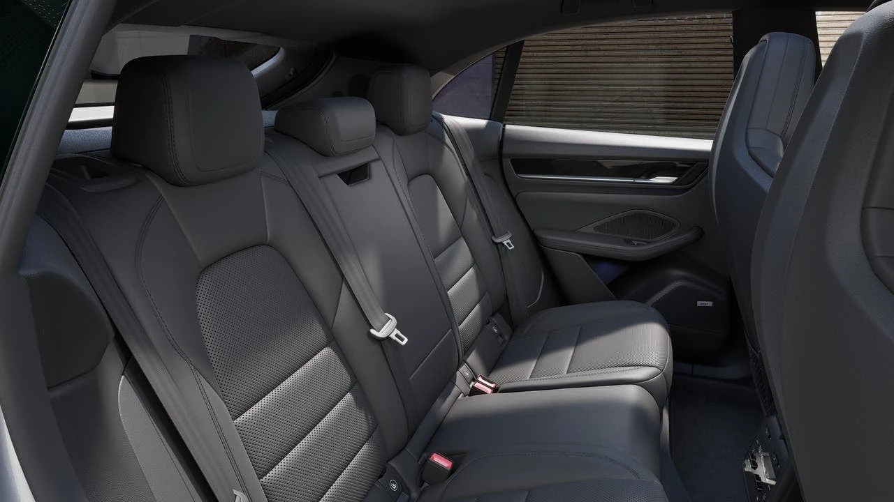 2026 Porsche Macan 4 Electric (XAB), 13/14