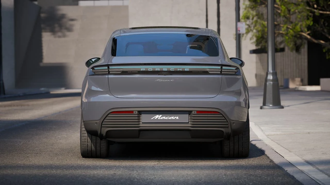 2026 Porsche Macan 4 Electric (XAB), 7/14