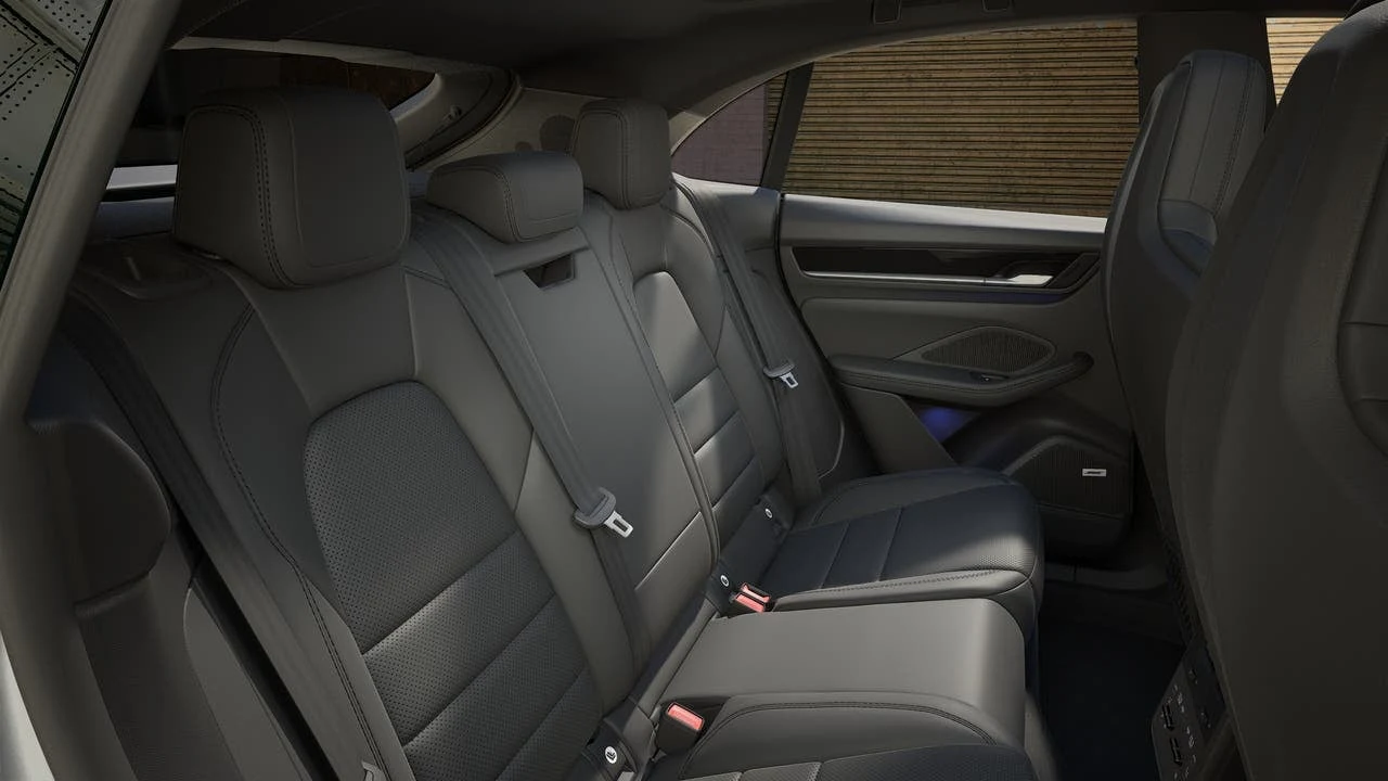 2026 Porsche Macan 4 Electric (XAB), 13/14