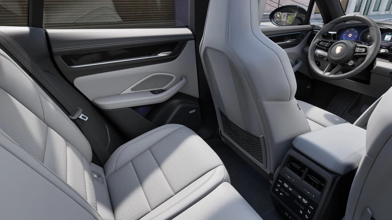 2026 Porsche Macan 4 Electric (XAB), 14/14