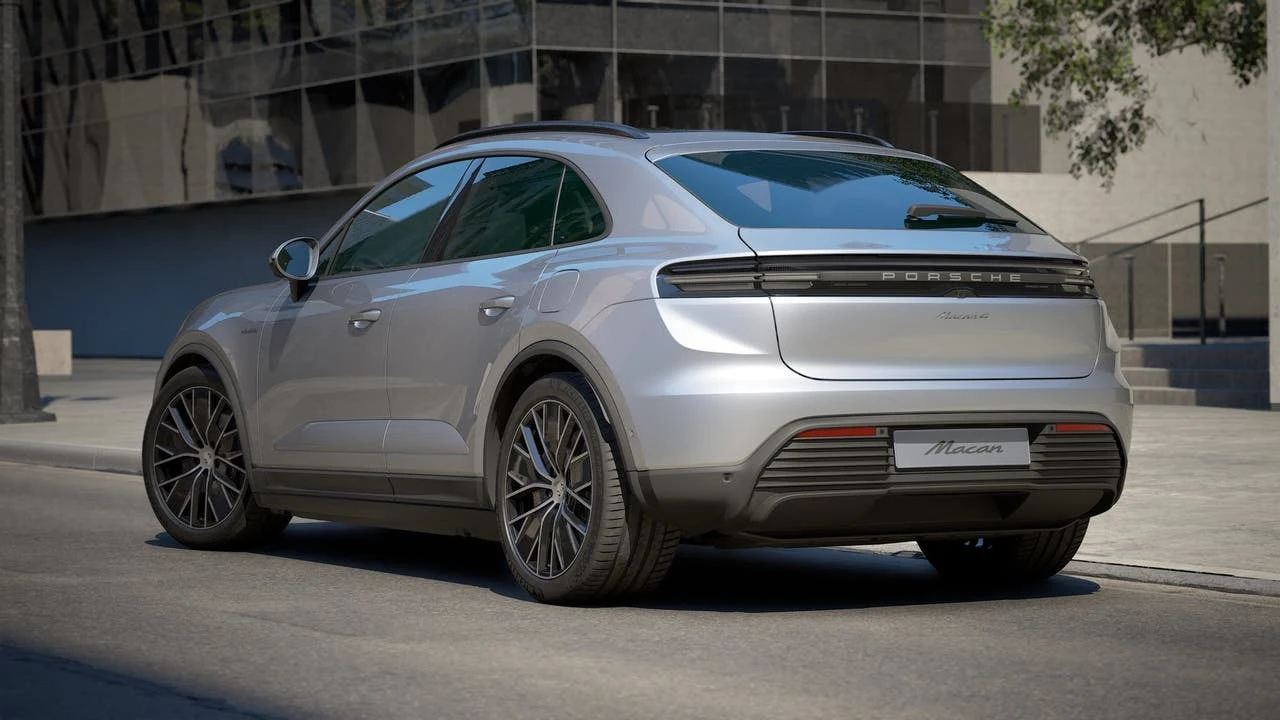 2026 Porsche Macan 4 Electric (XAB), 3/14