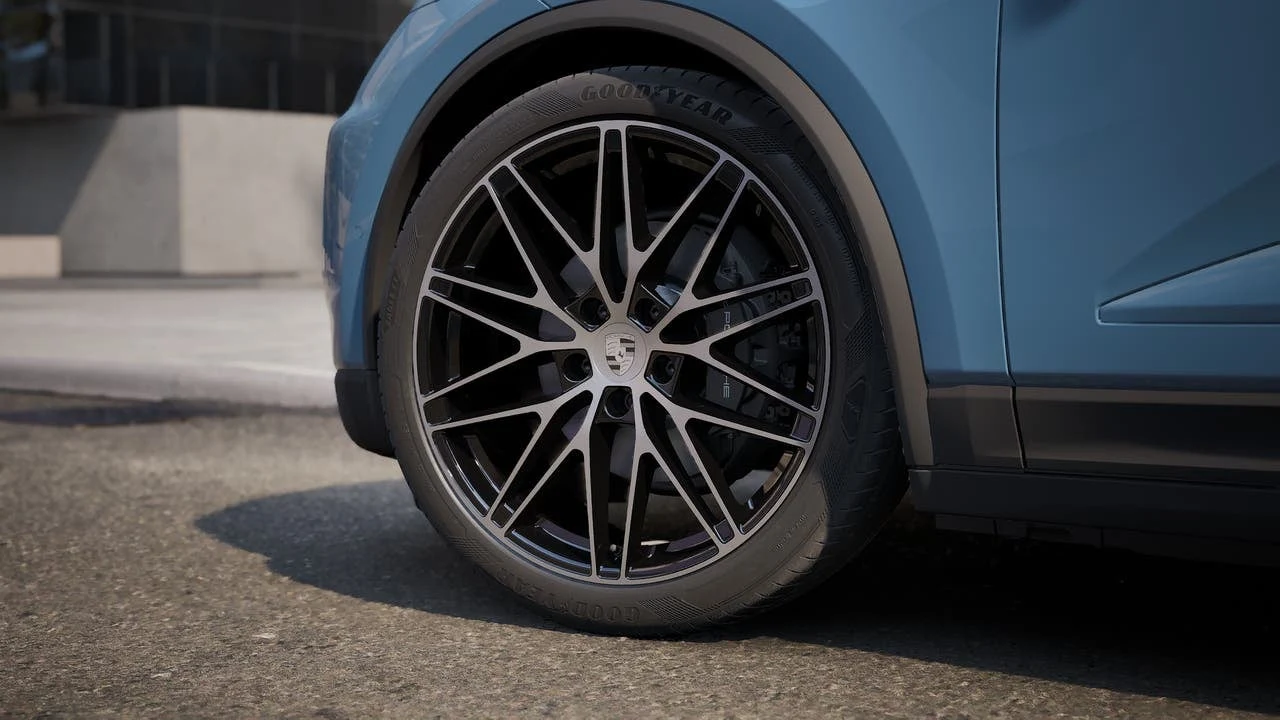 2026 Porsche Macan 4 Electric (XAB), 10/14