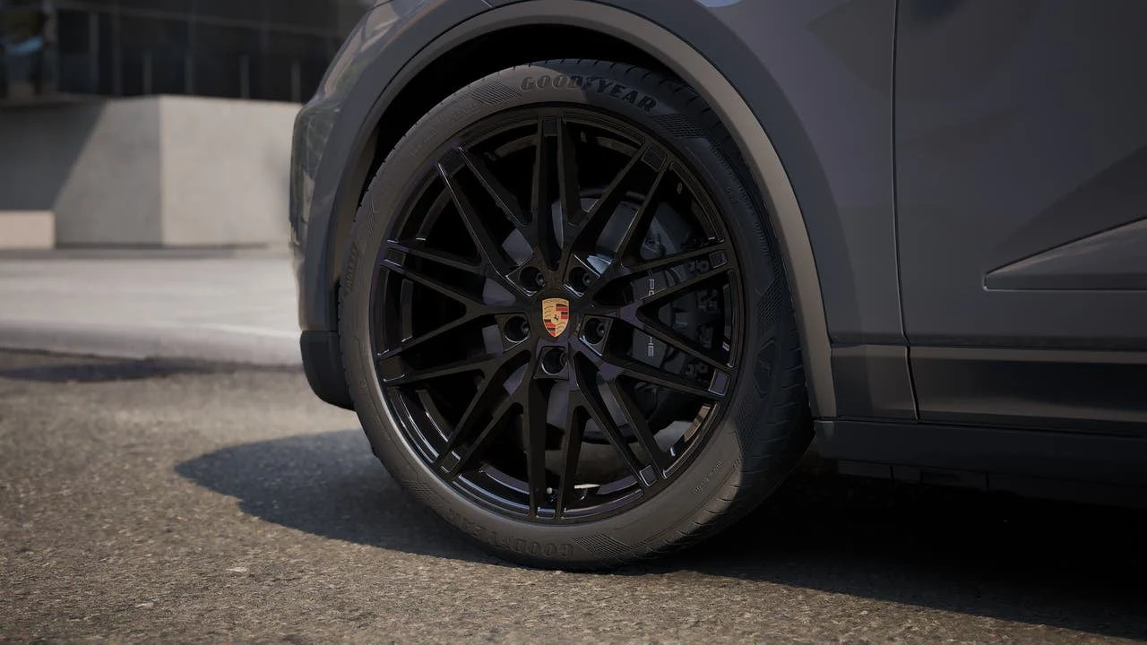 2026 Porsche Macan 4 Electric (XAB), 10/14