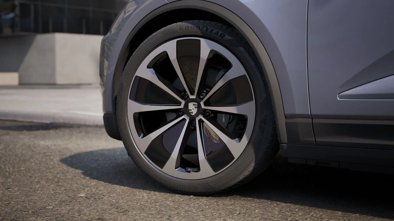 2026 Porsche Macan 4 Electric (XAB), 10/14