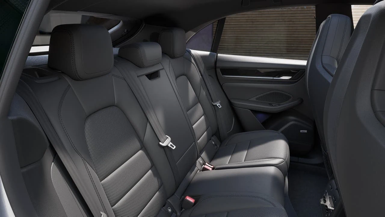 2026 Porsche Macan 4 Electric (XAB), 13/14