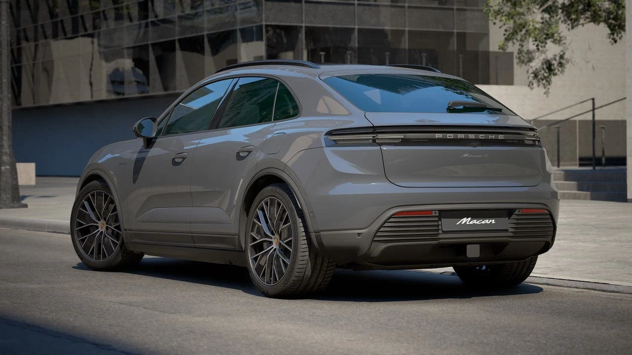 2026 Porsche Macan 4 Electric (XAB), 3/14