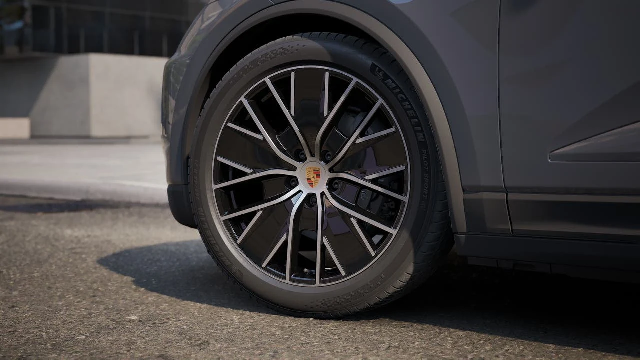 2026 Porsche Macan 4 Electric (XAB), 10/14