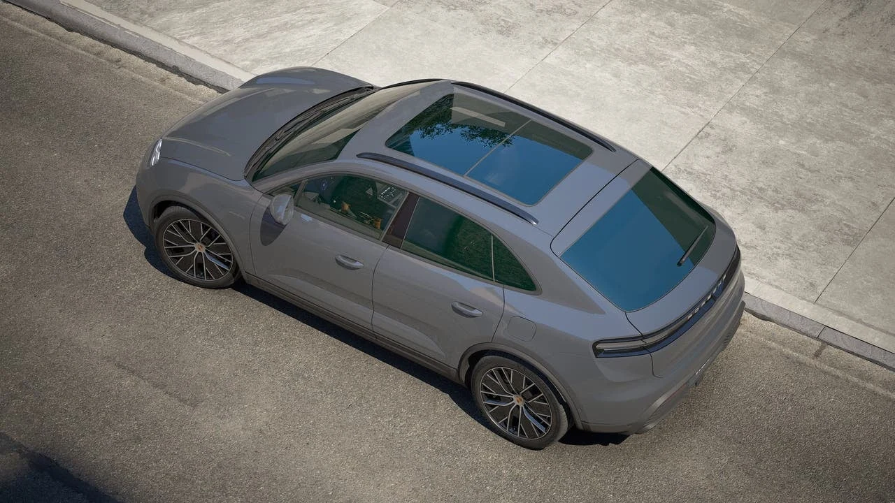 2026 Porsche Macan 4 Electric (XAB), 4/14