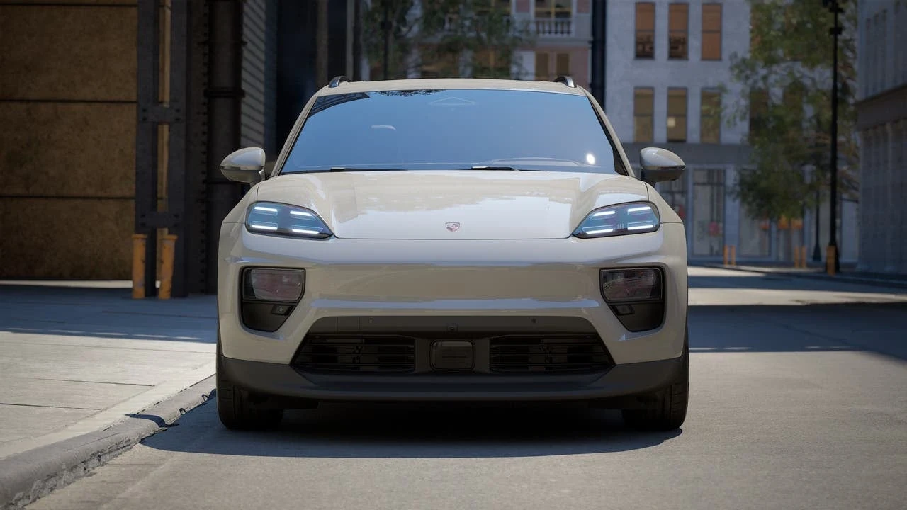 2026 Porsche Macan 4 Electric (XAB), 8/14